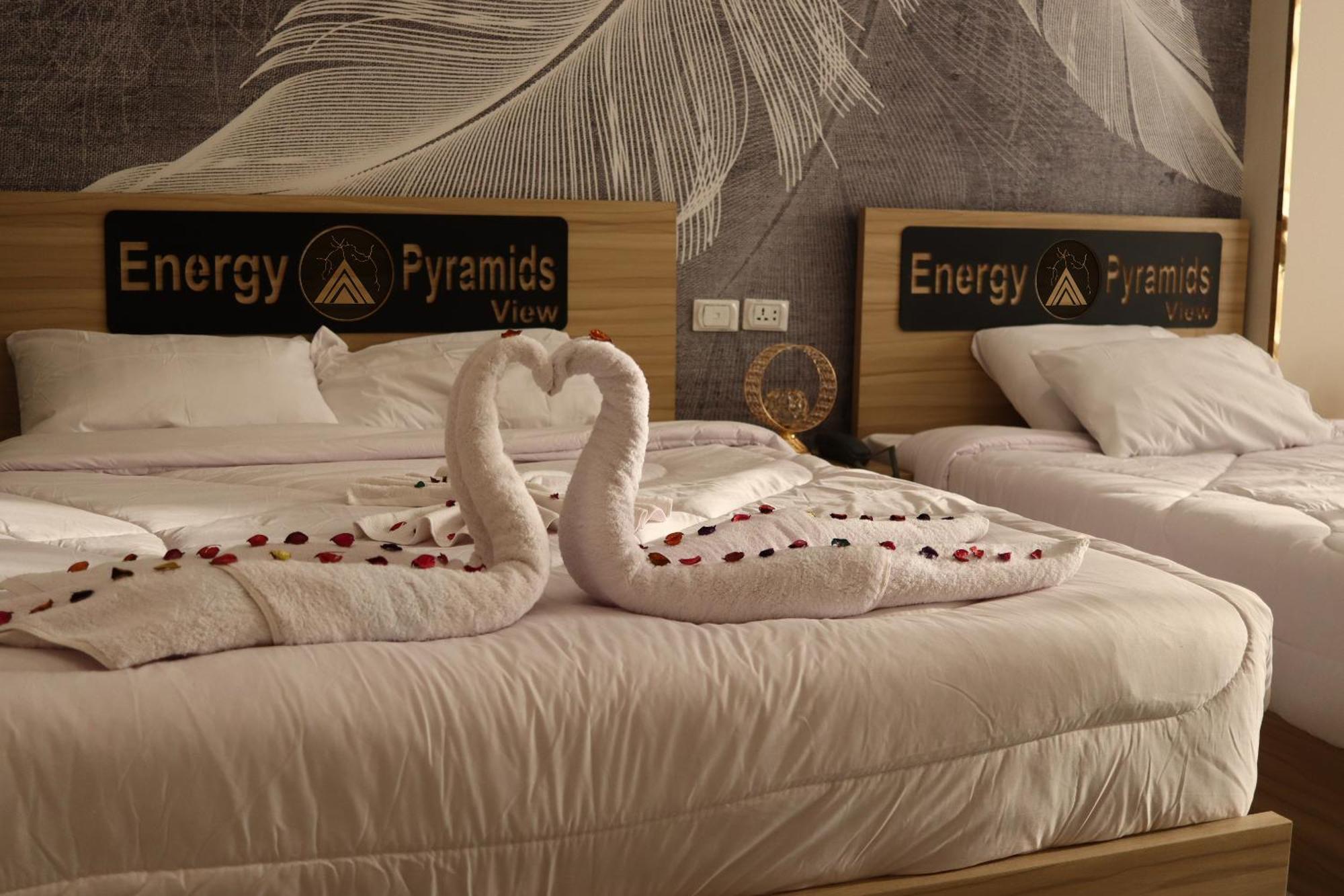 Energy Pyramids View Hostel Kafret el-Gabal Kültér fotó