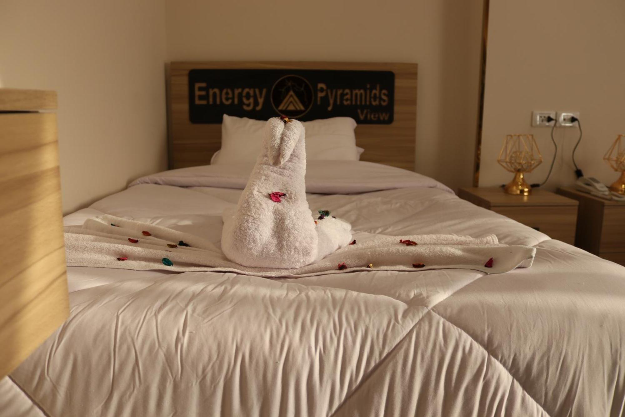 Energy Pyramids View Hostel Kafret el-Gabal Kültér fotó